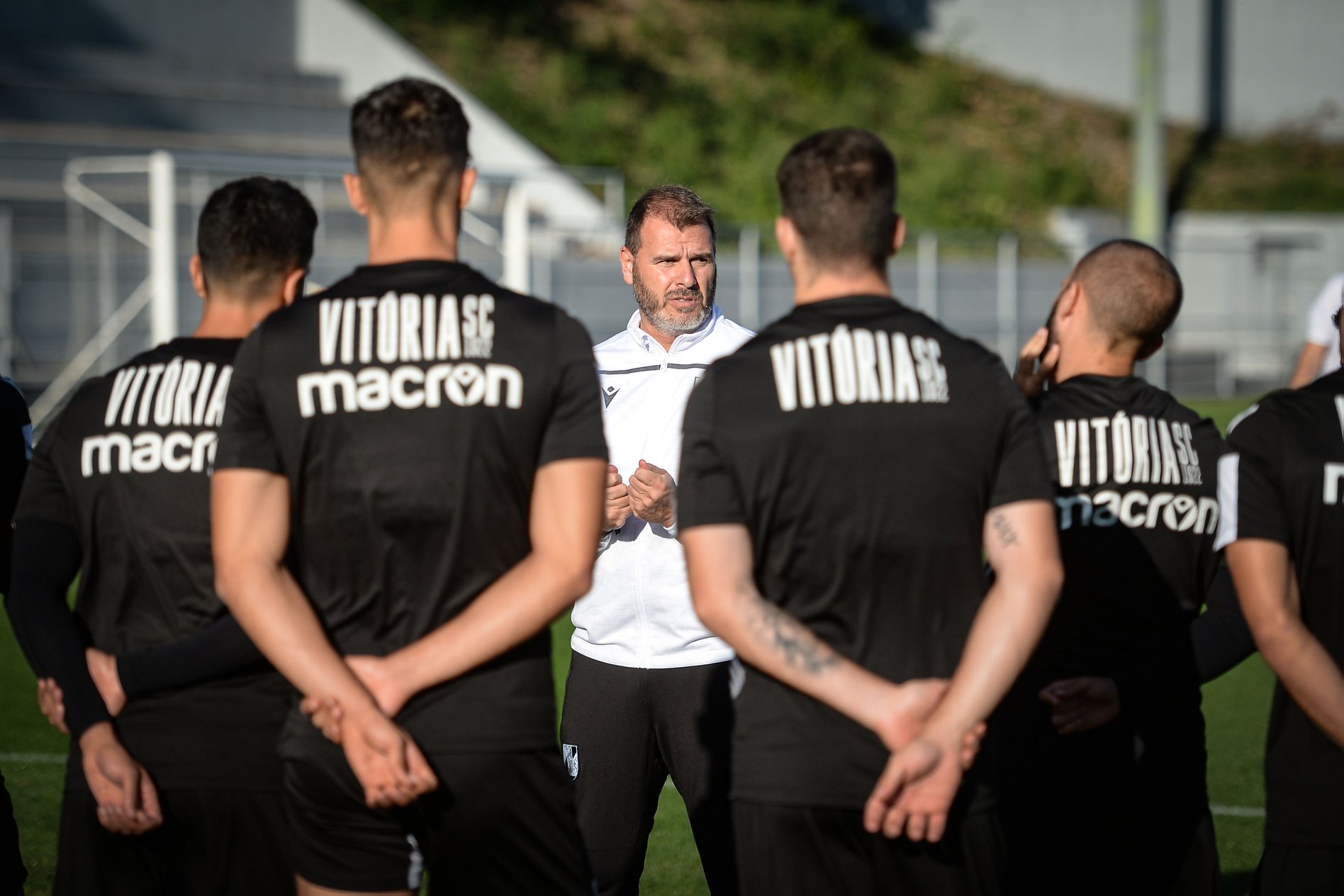 Futebol I Liga T Cnico Tomarense Apresentado No Vit Ria De Guimar Es