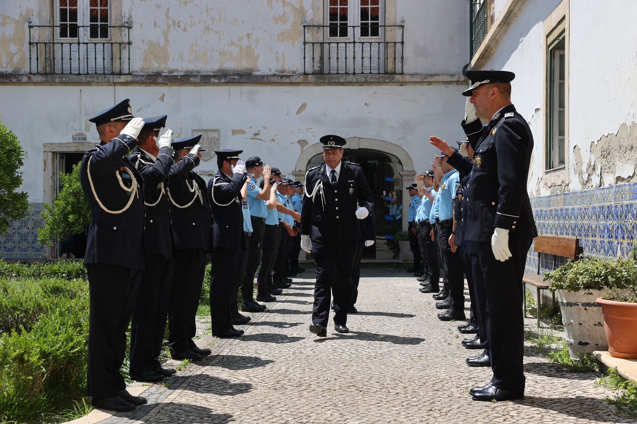 Leiria Psp Homenageou Agentes Que Entraram Para A Pr Aposenta O