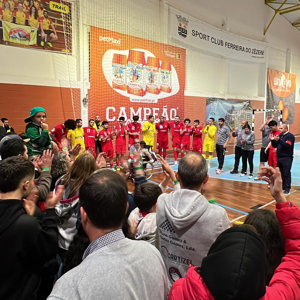 Futsal Liga Placard Ferreira Do Z Zere Deixou Boa Imagem Diante Do