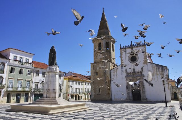 tomar_istock_000028375686medium.jpg__1705x1126_q95_crop_upscale