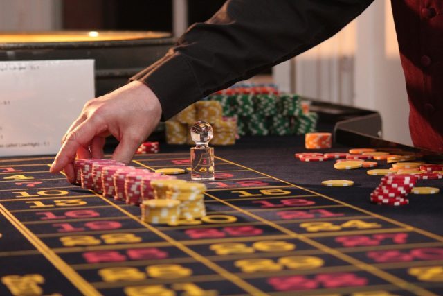 roulette-2246562_1920-640x427
